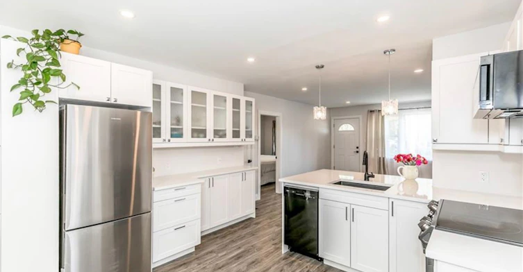 Main Level-74 Peel Street, Barrie, ON, L4M 3L4 - 11