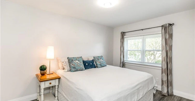 Main Level-74 Peel Street, Barrie, ON, L4M 3L4 - 17