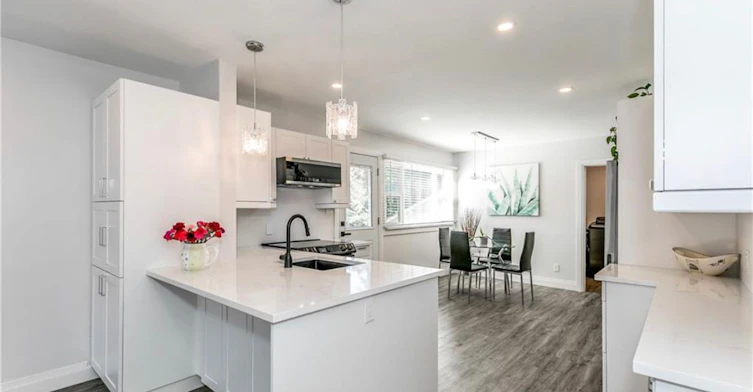 Main Level-74 Peel Street, Barrie, ON, L4M 3L4 - 9