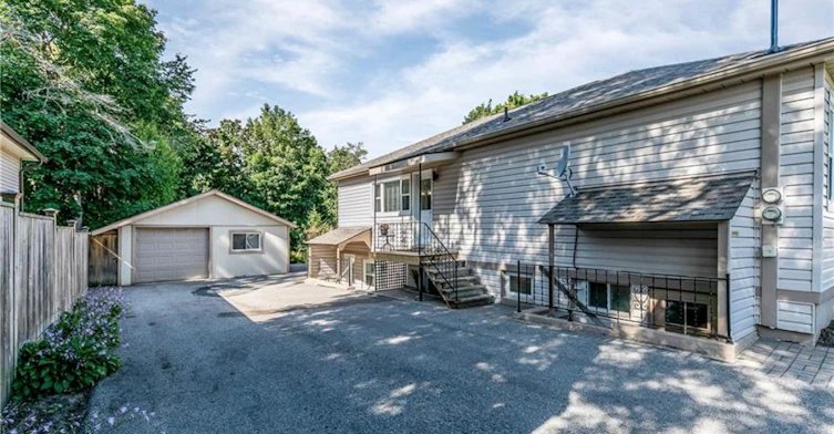 Main Level-74 Peel Street, Barrie, ON, L4M 3L4 - 30