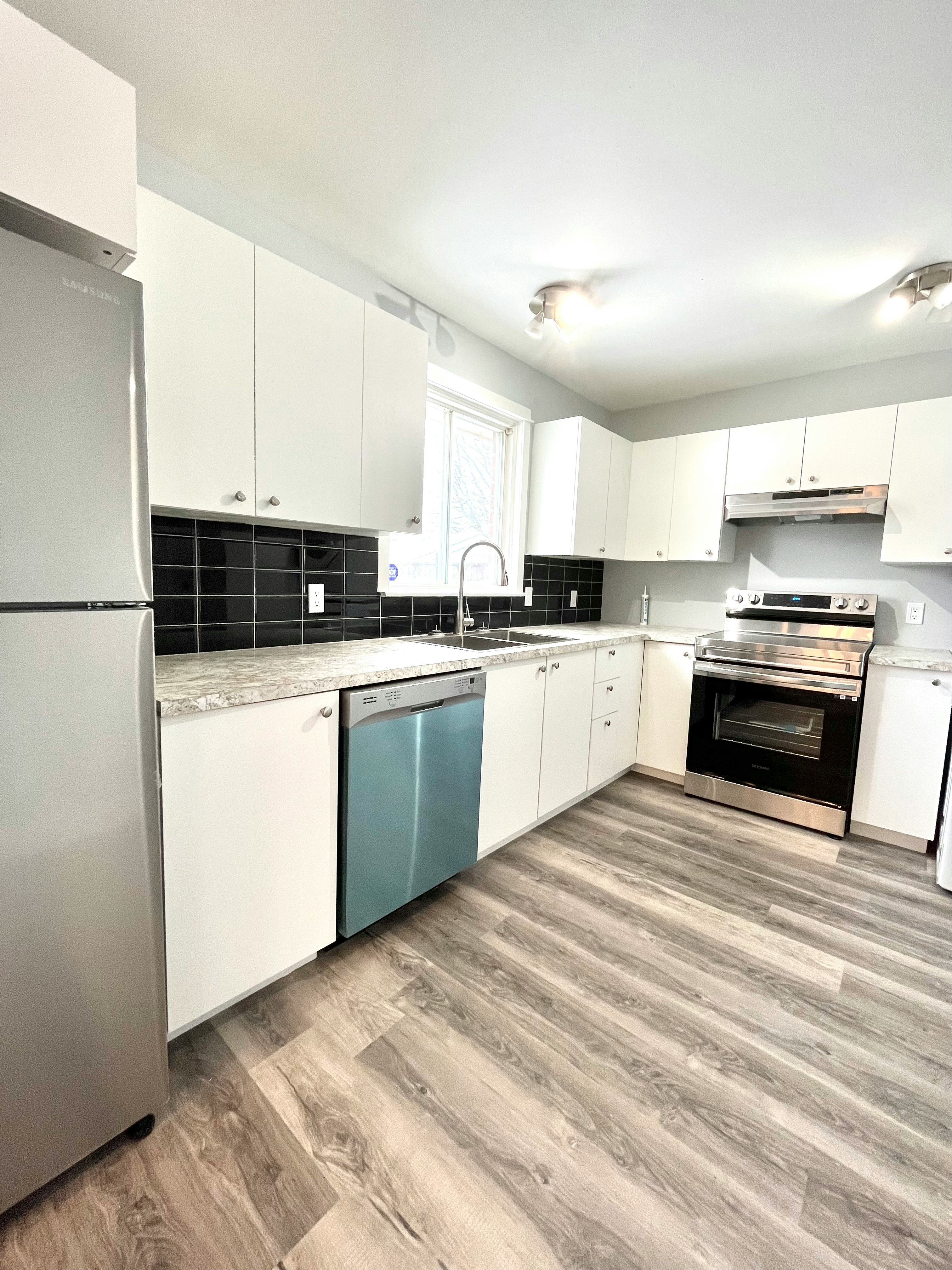 95 Leaside Drive, Welland, ON, L3C 6B3 - 5