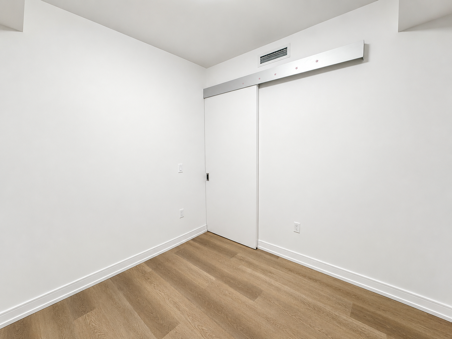 323-1 Jarvis Street, Hamilton, ON, L8R 0A8 - 9