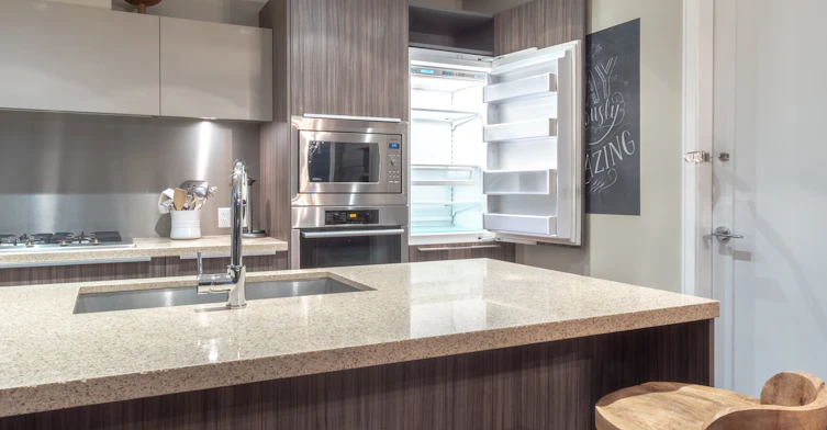 703-1625 Manitoba Street, Vancouver, BC, V5Y 0B8 - 5