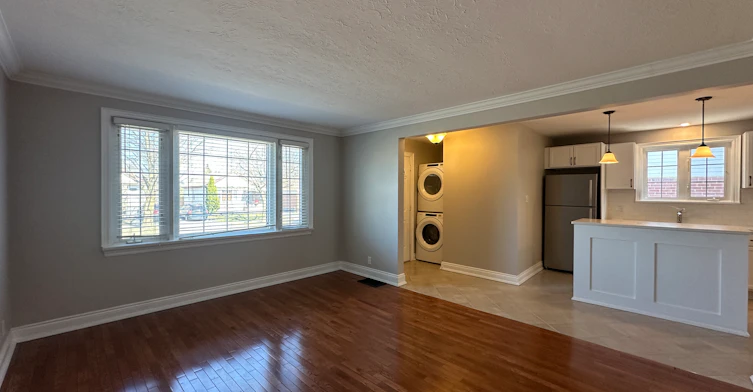 190 Highland Avenue, Oshawa, ON, L1H 6A8 - 4