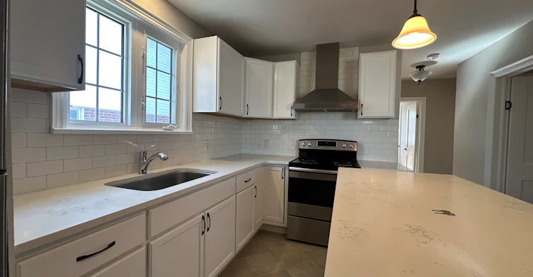 190 Highland Avenue, Oshawa, ON, L1H 6A8 - 2