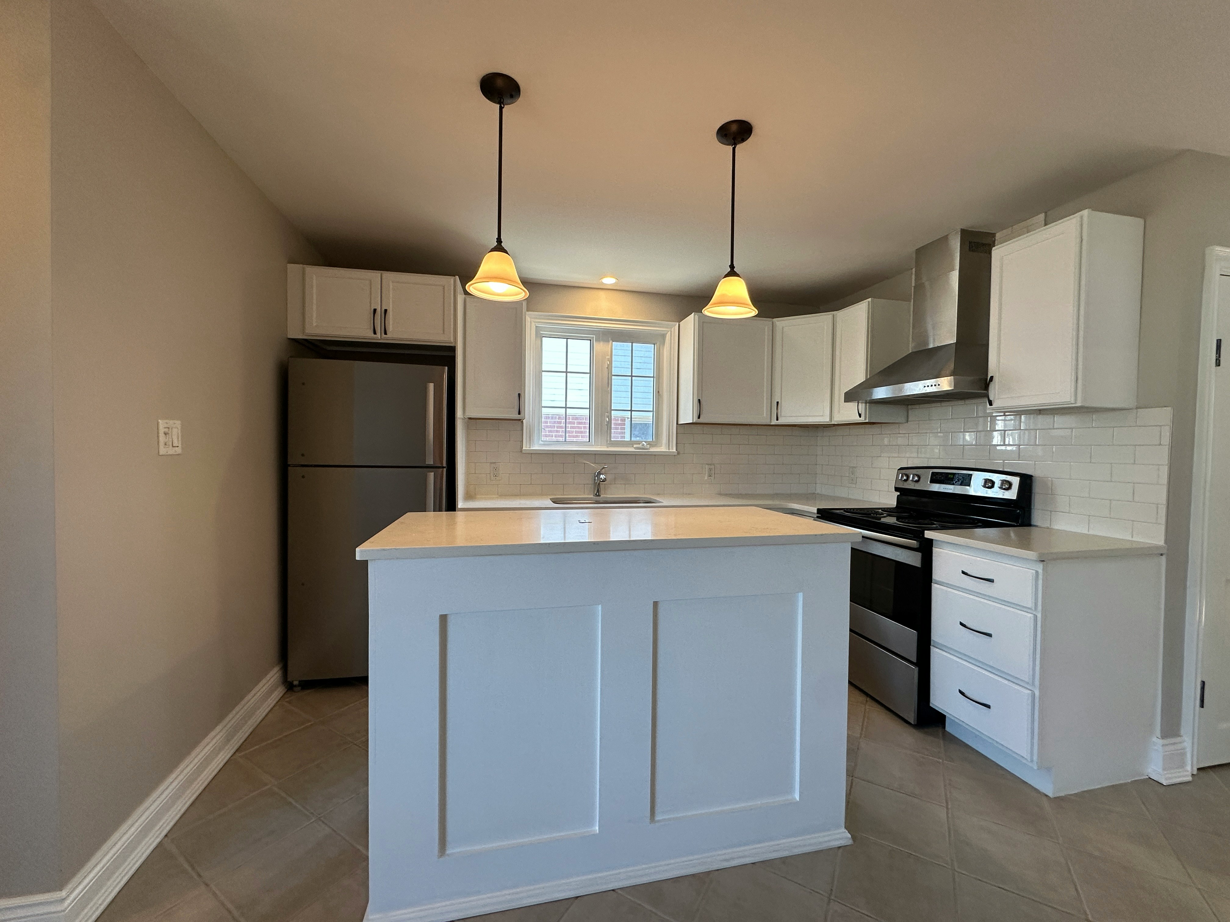 190 Highland Avenue, Oshawa, ON, L1H 6A8