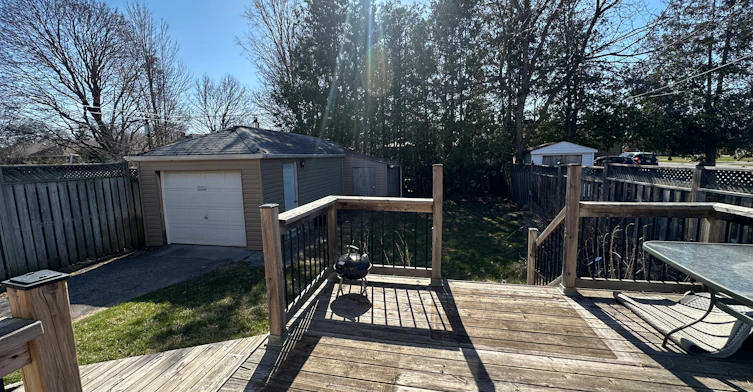 190 Highland Avenue, Oshawa, ON, L1H 6A8 - 16