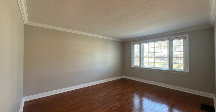 190 Highland Avenue, Oshawa, ON, L1H 6A8 - 3