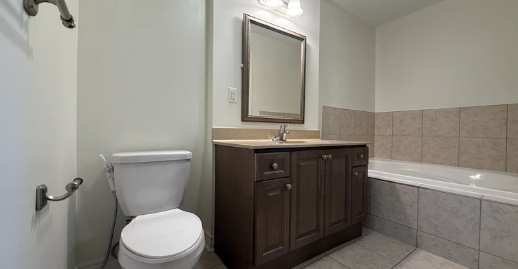 5710 Long Valley Road, Mississauga, ON, L5M 0M1 - 24