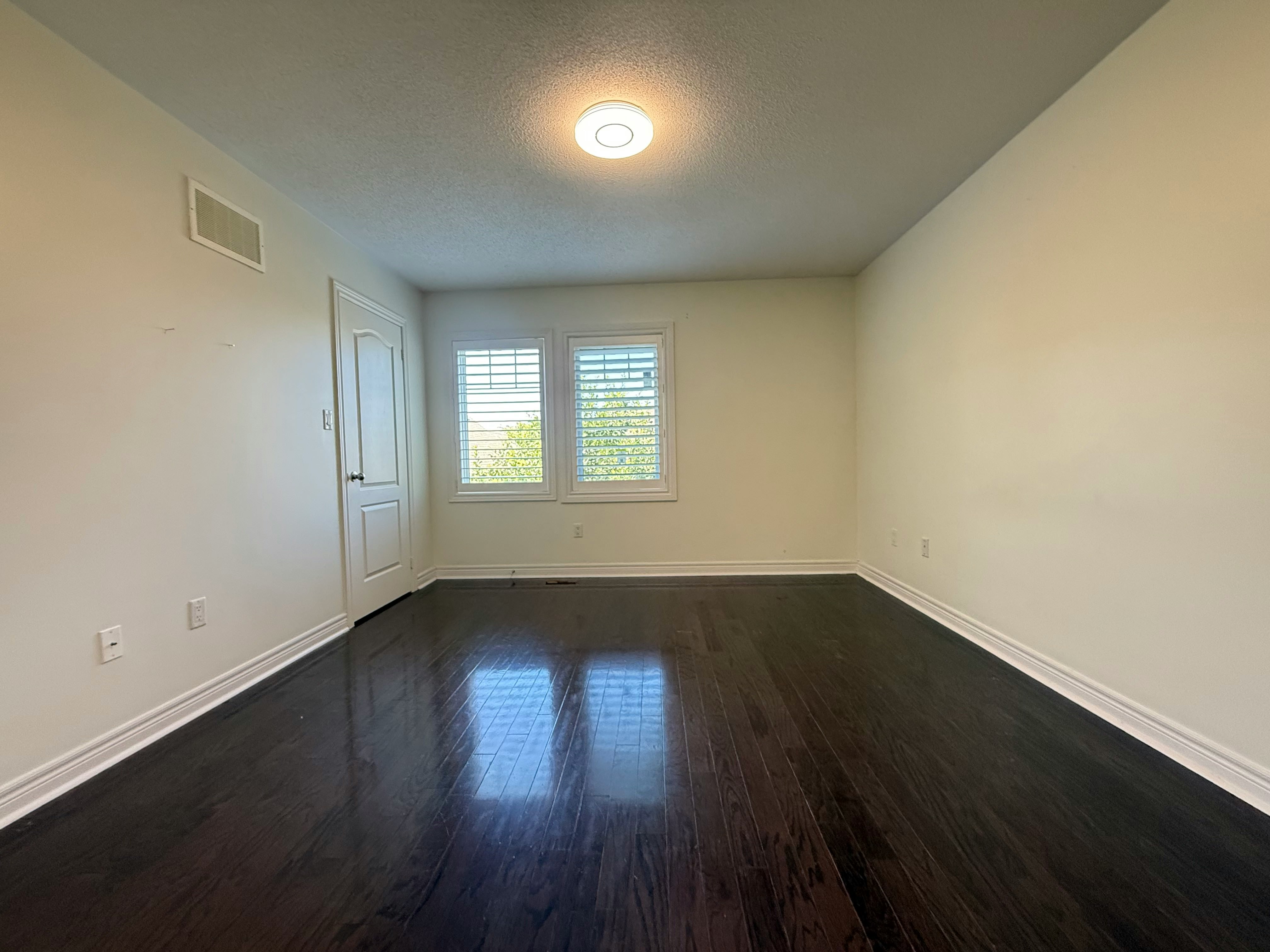 5710 Long Valley Road, Mississauga, ON, L5M 0M1 - 14