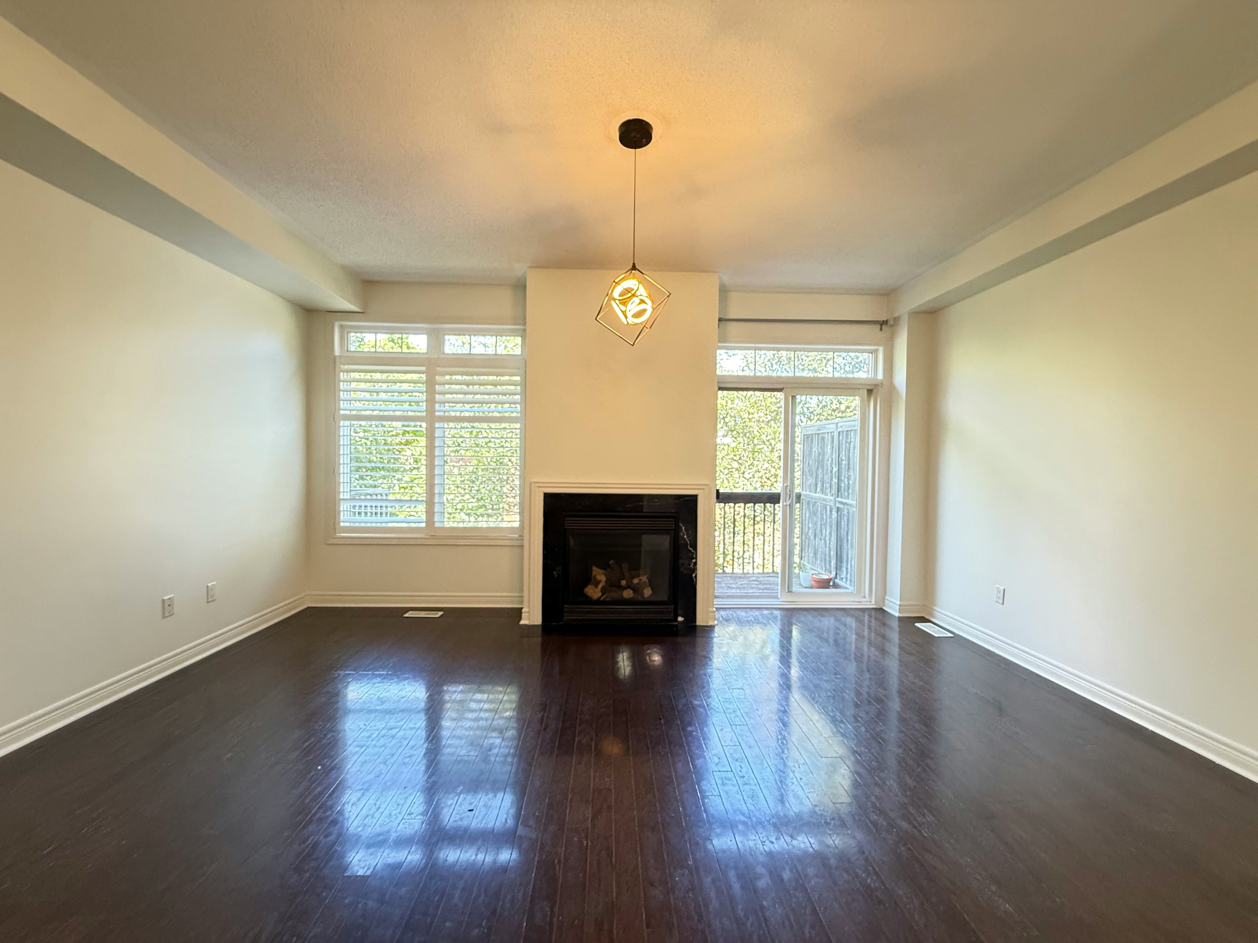 5710 Long Valley Road, Mississauga, ON, L5M 0M1 - 6