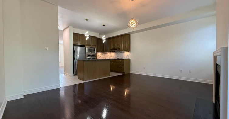 5710 Long Valley Road, Mississauga, ON, L5M 0M1 - 4