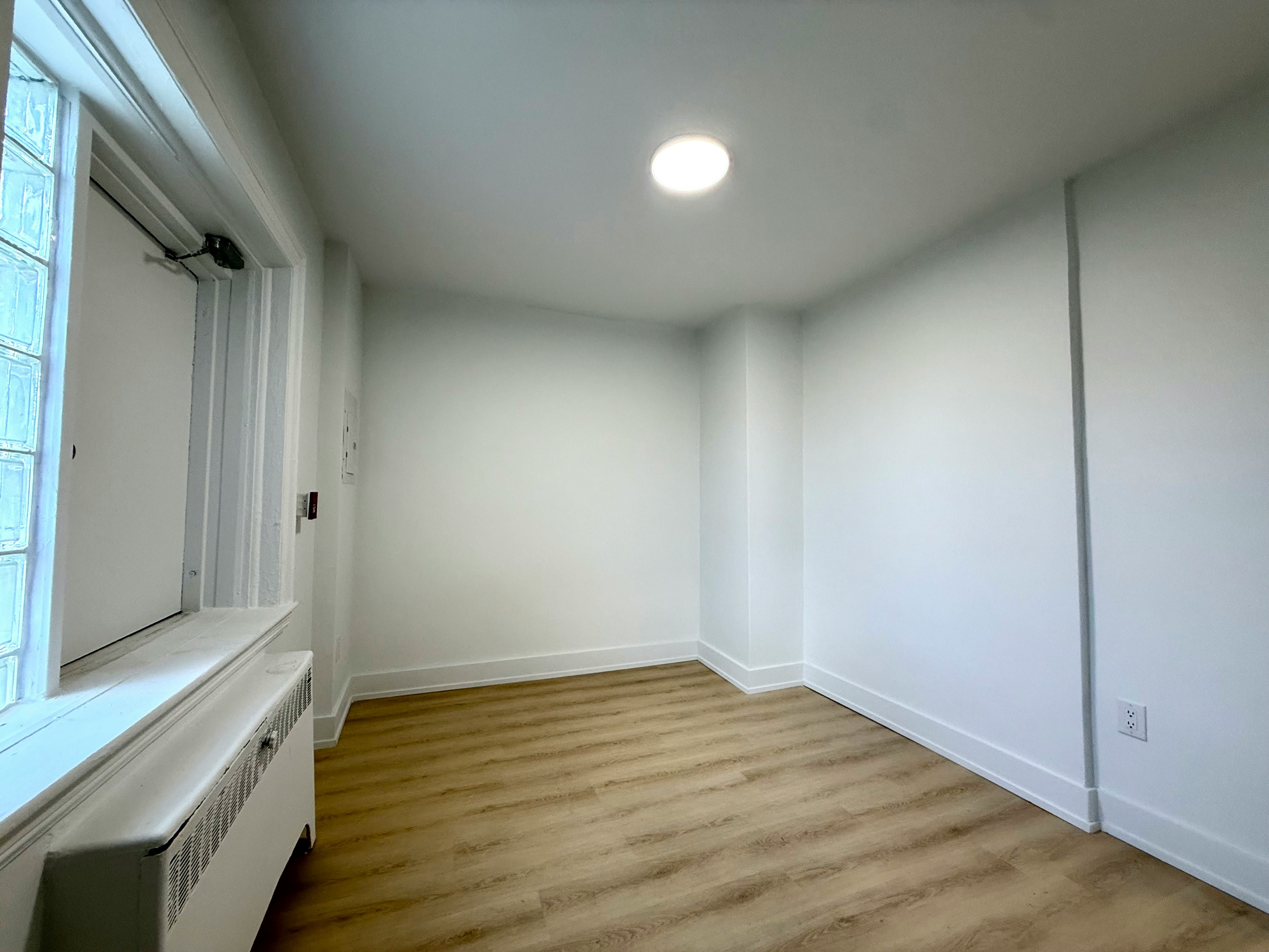 1024 King Street East, Hamilton, ON, L8M 1C8 - 11