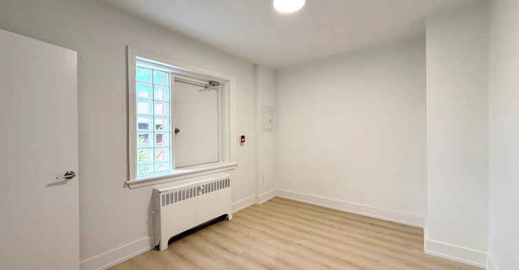 1024 King Street East, Hamilton, ON, L8M 1C8 - 10