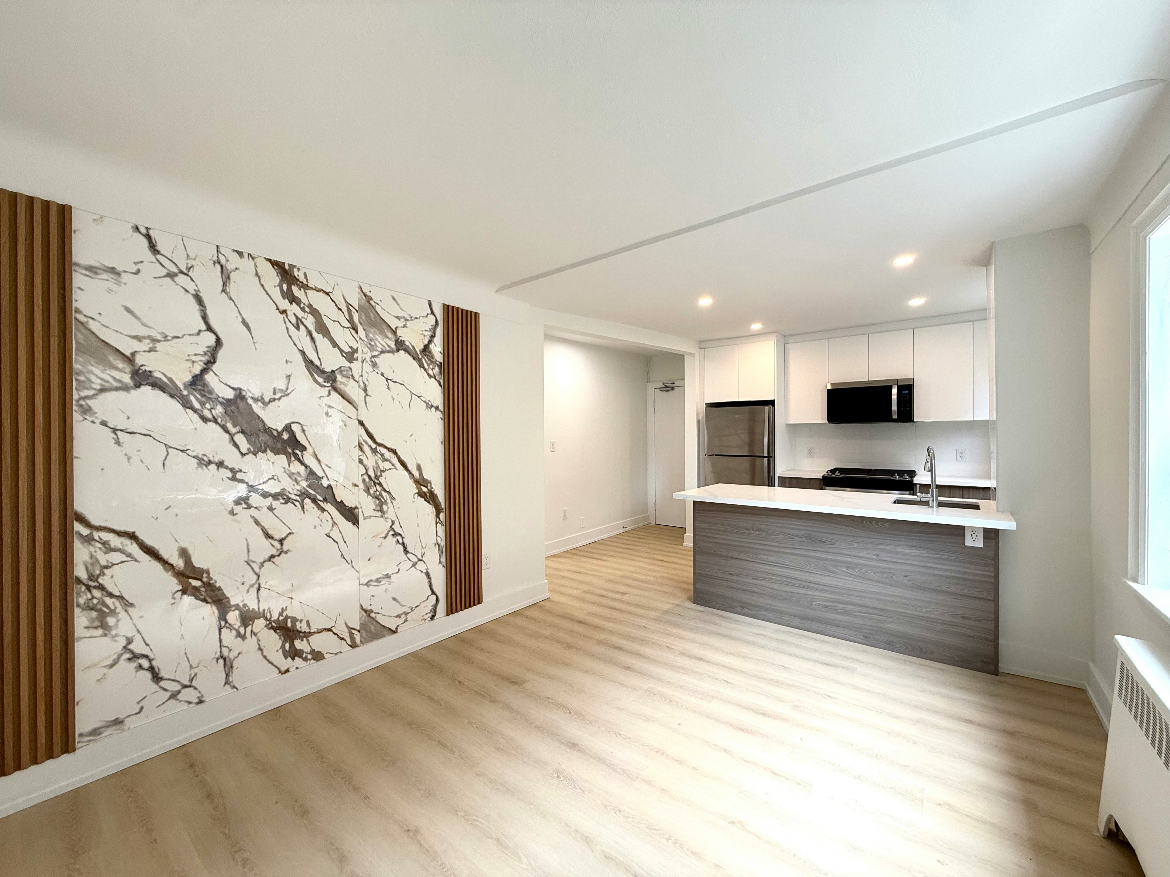 1024 King Street East, Hamilton, ON, L8M 1C8 - 5