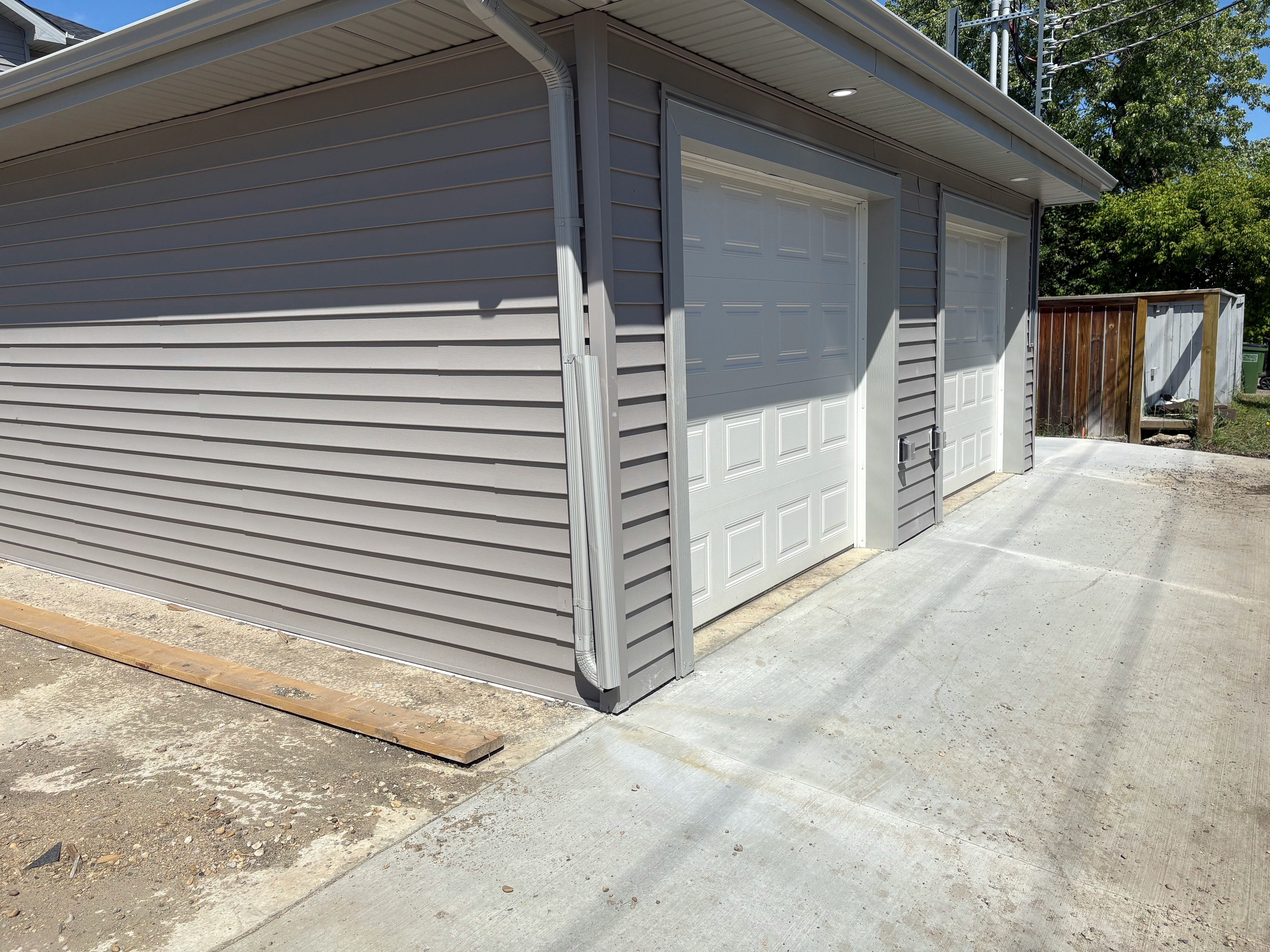 8903 155 Street Northwest, Edmonton, AB, T5R 1W3 - 3