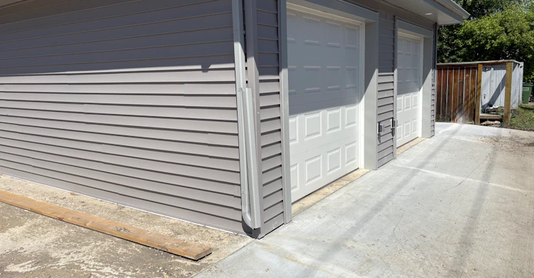 8903 155 Street Northwest, Edmonton, AB, T5R 1W3 - 3