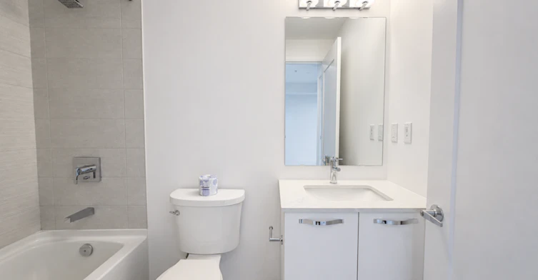 921-75 James Street S, Hamilton, ON, L8P 4V8 - 8