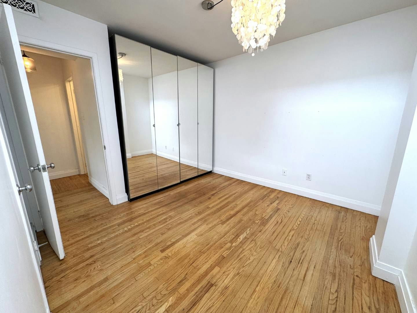 Unit B-1175 Queen Street E, Toronto, ON, M4M 1L5 - 16