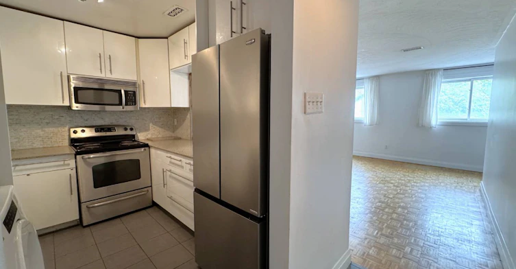 Unit B-1175 Queen Street E, Toronto, ON, M4M 1L5