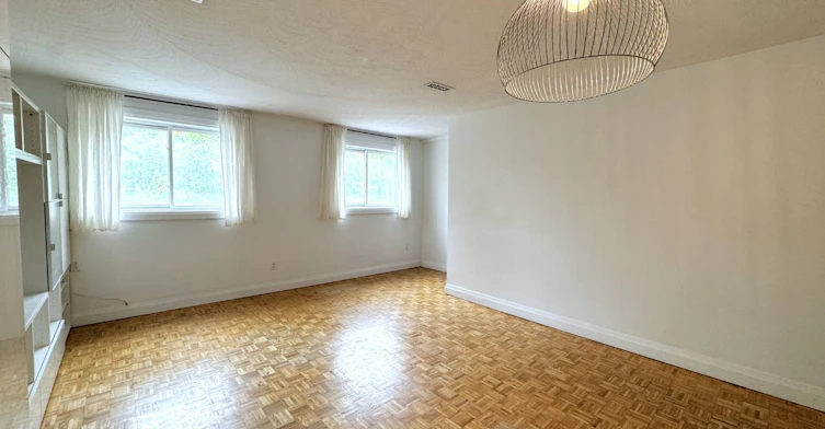 Unit B-1175 Queen Street E, Toronto, ON, M4M 1L5 - 11