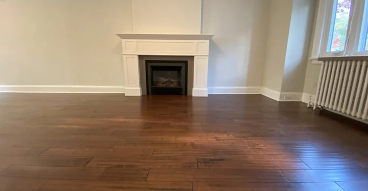 22 Lorindale Avenue, Toronto, ON, M5M 3C2 - 4