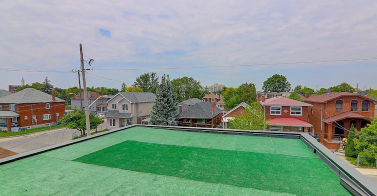 Upper-115 Livingstone Avenue, Toronto, ON, M6E 2L7 - 43