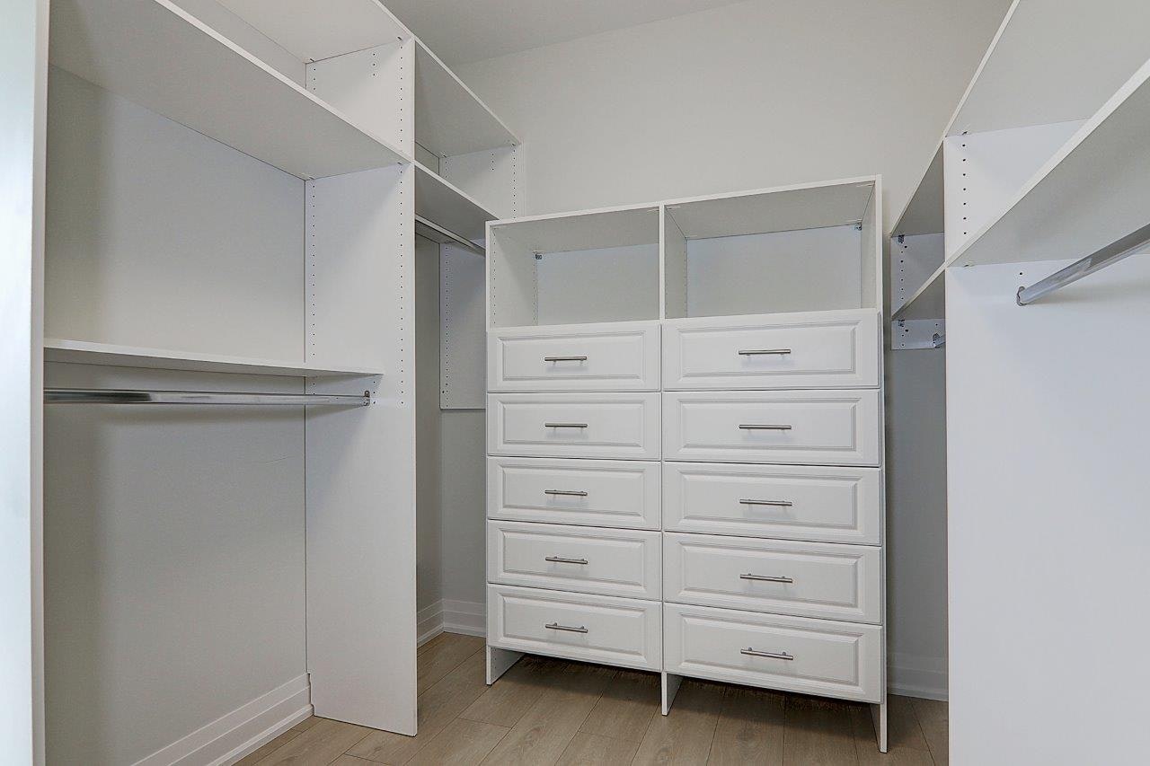 Upper-115 Livingstone Avenue, Toronto, ON, M6E 2L7 - 37