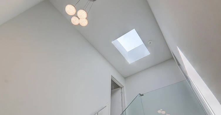 Upper-115 Livingstone Avenue, Toronto, ON, M6E 2L7 - 27