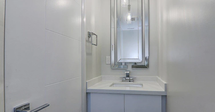 Upper-115 Livingstone Avenue, Toronto, ON, M6E 2L7 - 20