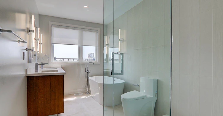 Upper-115 Livingstone Avenue, Toronto, ON, M6E 2L7 - 39
