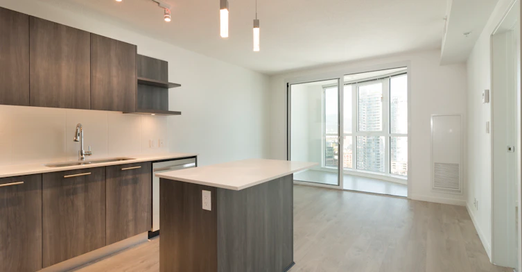 2701-685 Pacific Boulevard, Vancouver, BC, V6B 0R4