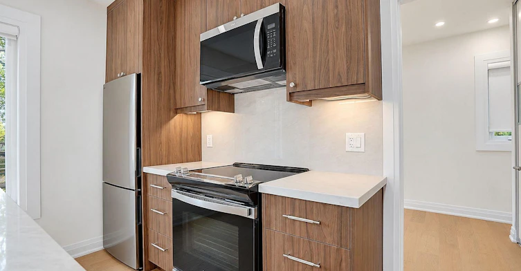 1-92 Neville Park Boulevard, Toronto, ON, M4E 3P8 - 2