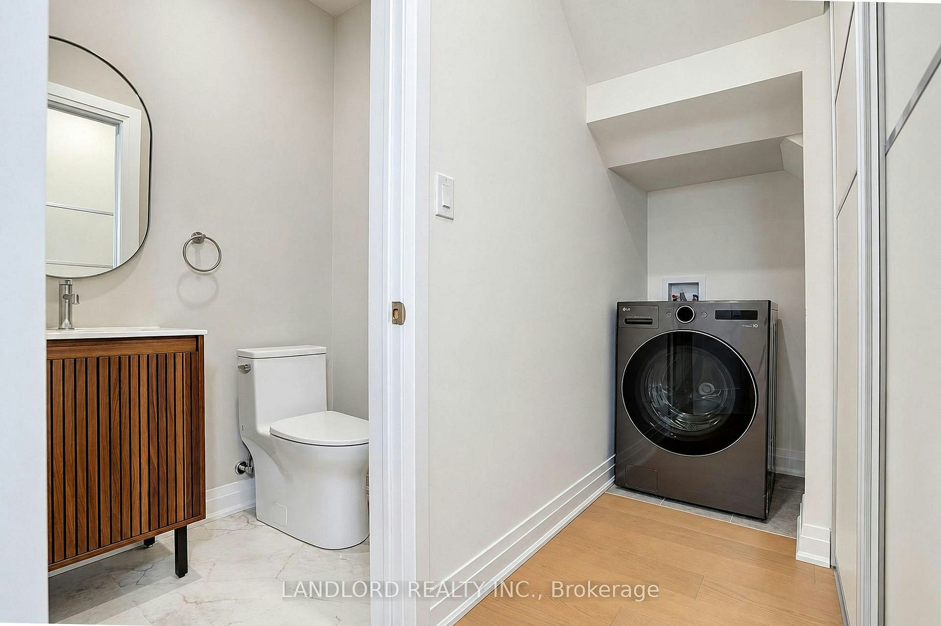 1-92 Neville Park Boulevard, Toronto, ON, M4E 3P8 - 7