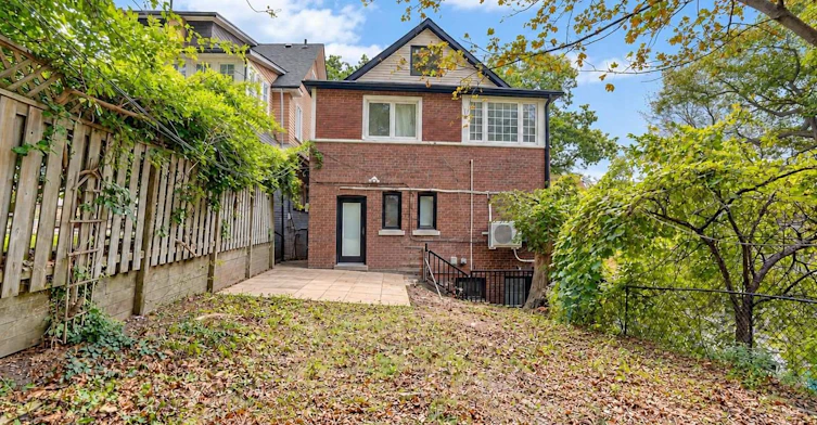 1-92 Neville Park Boulevard, Toronto, ON, M4E 3P8 - 16