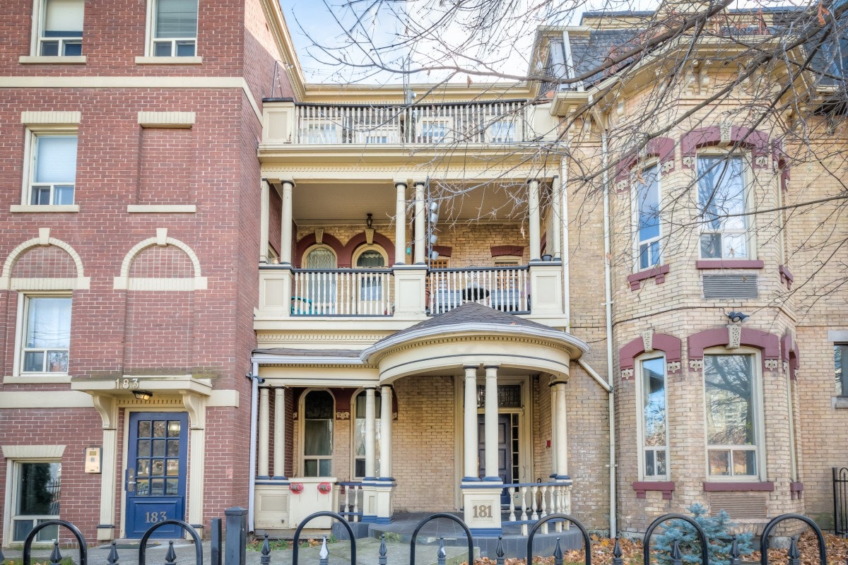 301-181 Gerrard Street East, Toronto, ON, M5A 2E5 - 24