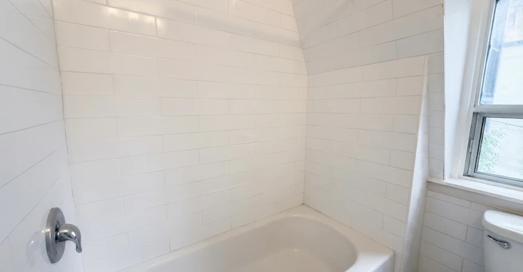301-181 Gerrard Street East, Toronto, ON, M5A 2E5 - 12