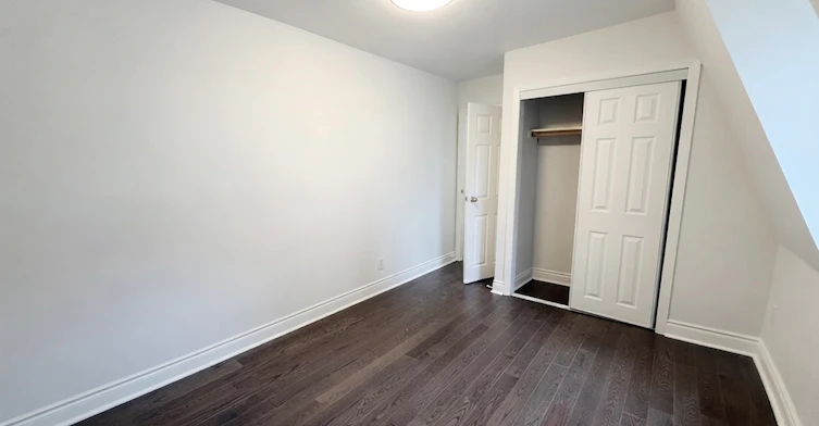 301-181 Gerrard Street East, Toronto, ON, M5A 2E5 - 13