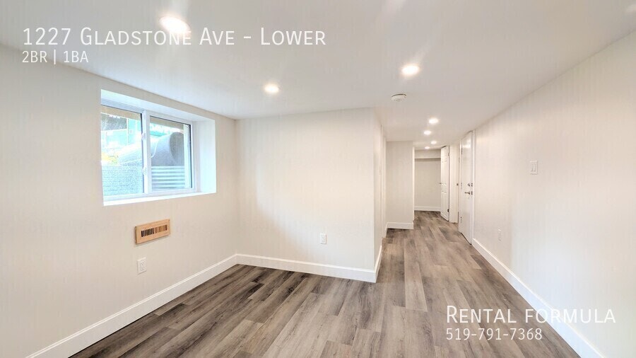 1227 Gladstone Avenue, Windsor, ON, N8X 1H3 - 17