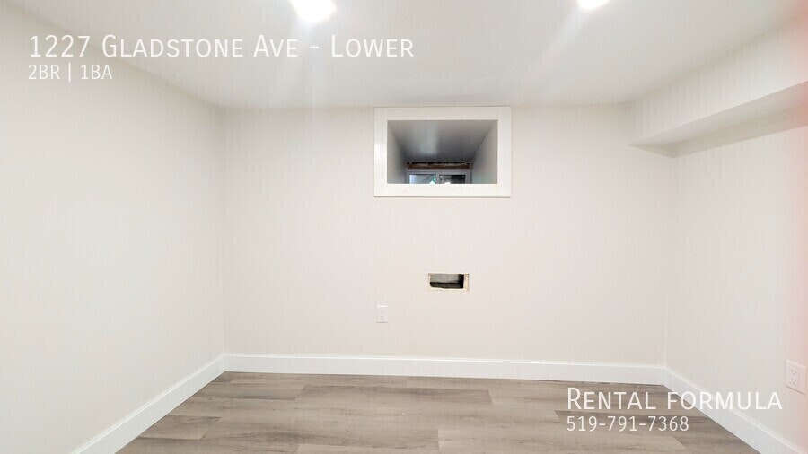 1227 Gladstone Avenue, Windsor, ON, N8X 1H3 - 11