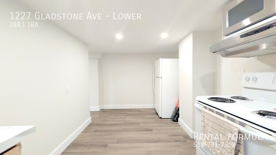 1227 Gladstone Avenue, Windsor, ON, N8X 1H3 - 16