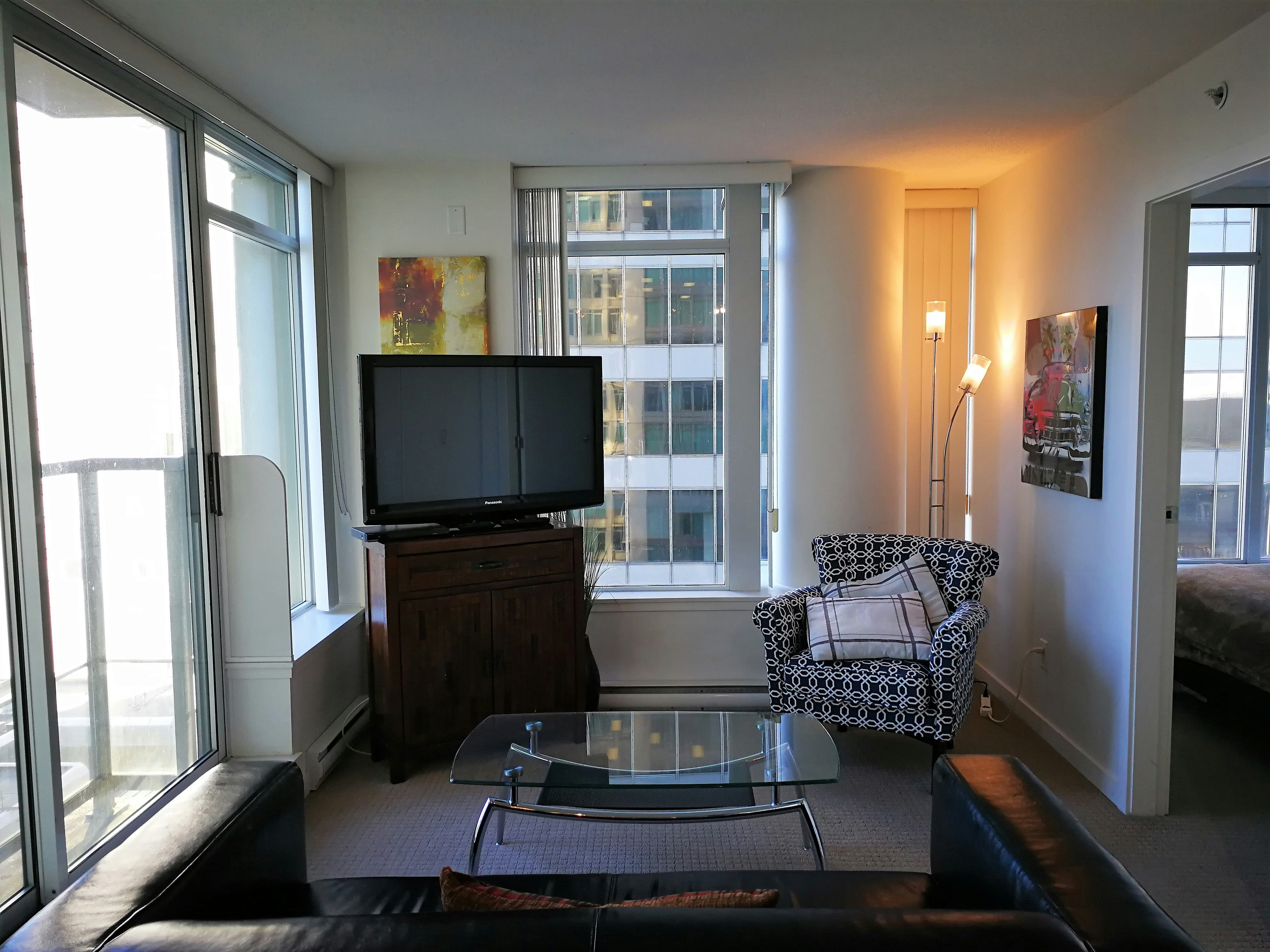 1305-610 Granville Street, Vancouver, BC, V6C 3T3 - 2