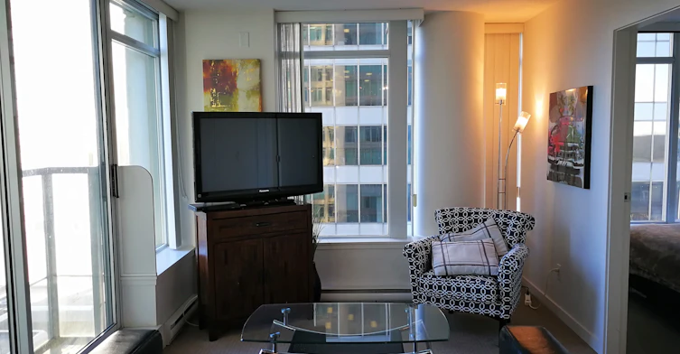 1305-610 Granville Street, Vancouver, BC, V6C 3T3 - 2