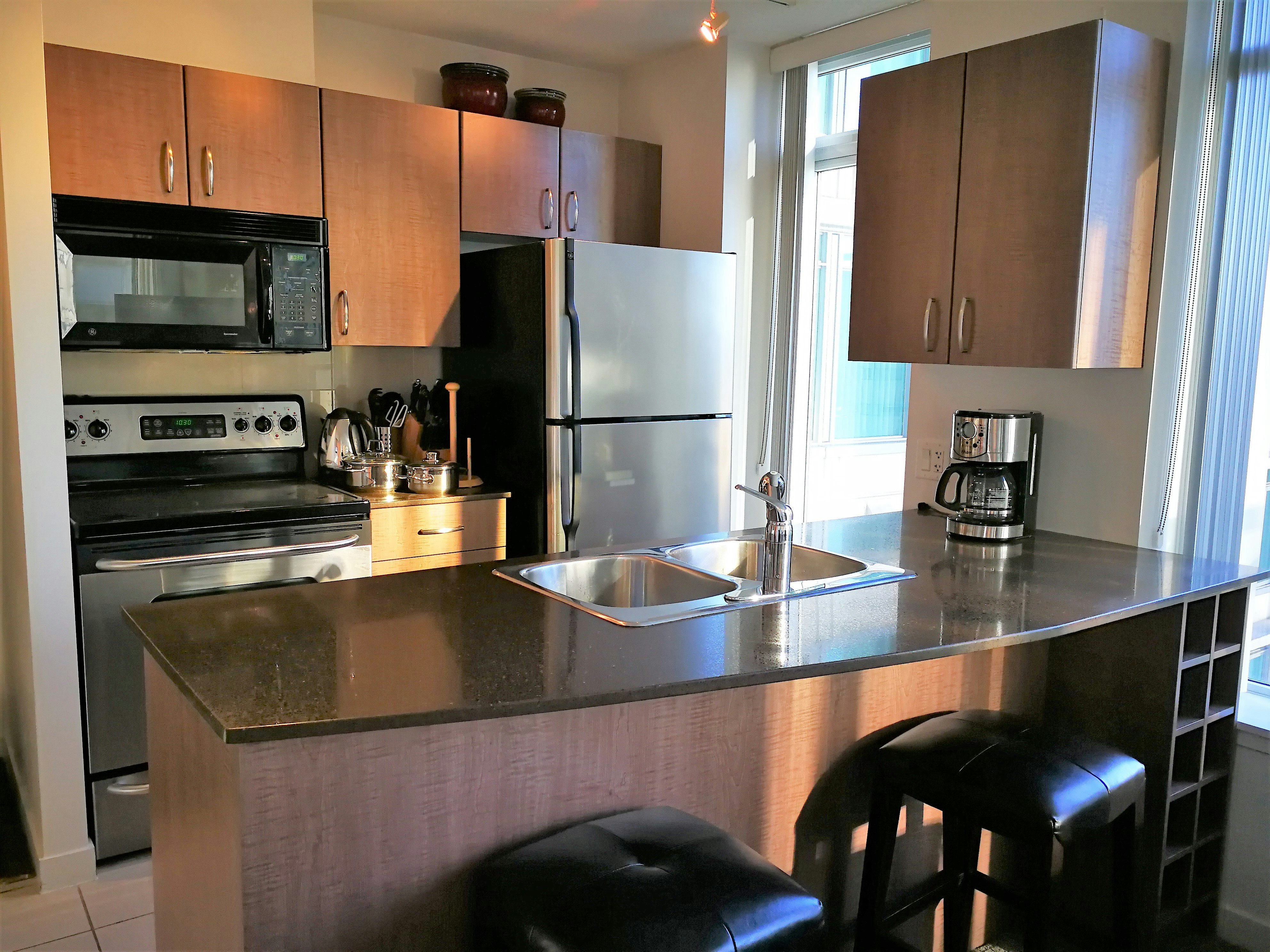 1305-610 Granville Street, Vancouver, BC, V6C 3T3