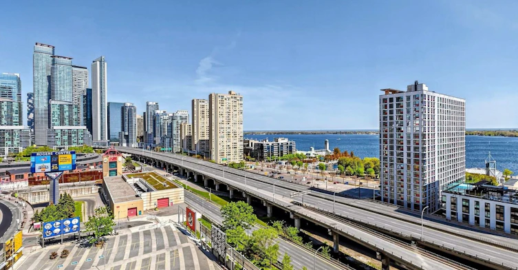 3210-5 Mariner Terrace, Toronto, ON, M5V 3V6 - 6