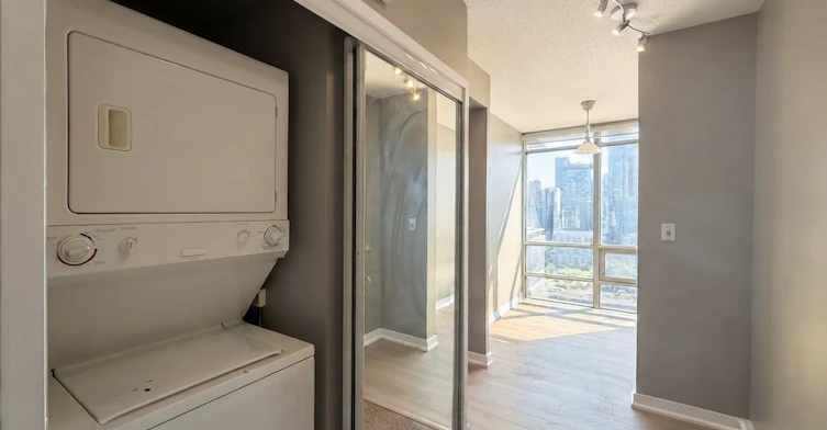 3210-5 Mariner Terrace, Toronto, ON, M5V 3V6 - 17