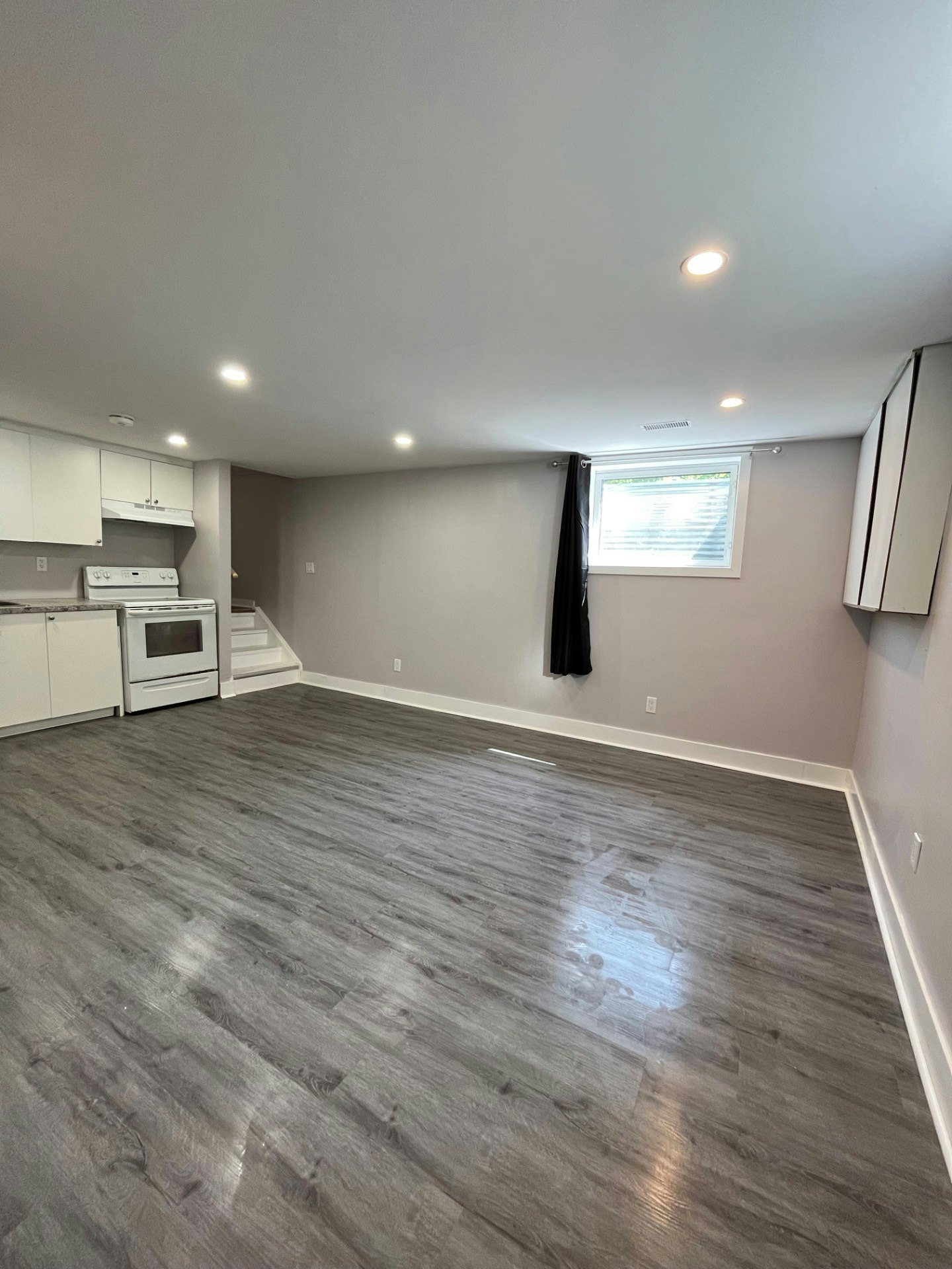 95 Leaside Drive, Welland, ON, L3C 6B3 - 4