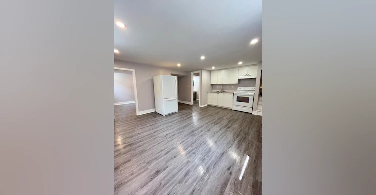 95 Leaside Drive, Welland, ON, L3C 6B3 - 3
