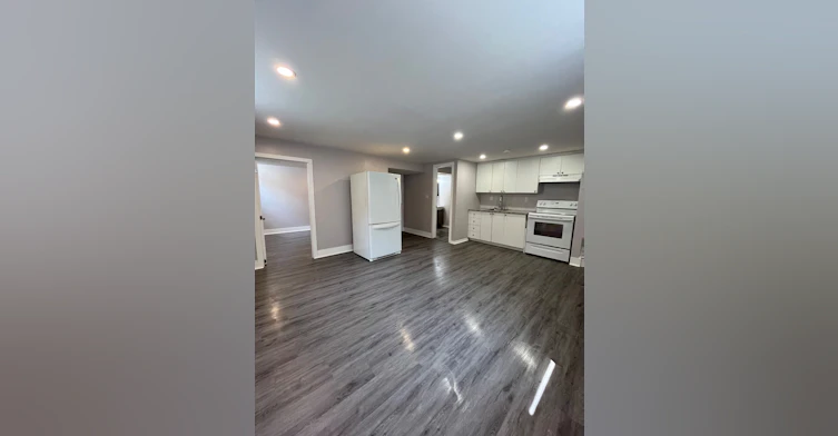 95 Leaside Drive, Welland, ON, L3C 6B3 - 2