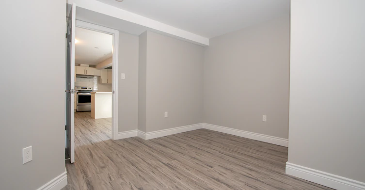 104 Dominion Road, Fort Erie, ON, L2A 1E8 - 10
